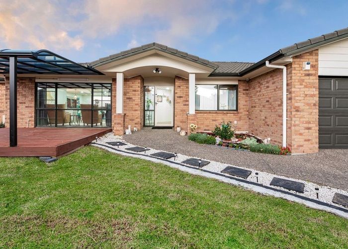  at 30 Hercules Drive, Henderson, Auckland