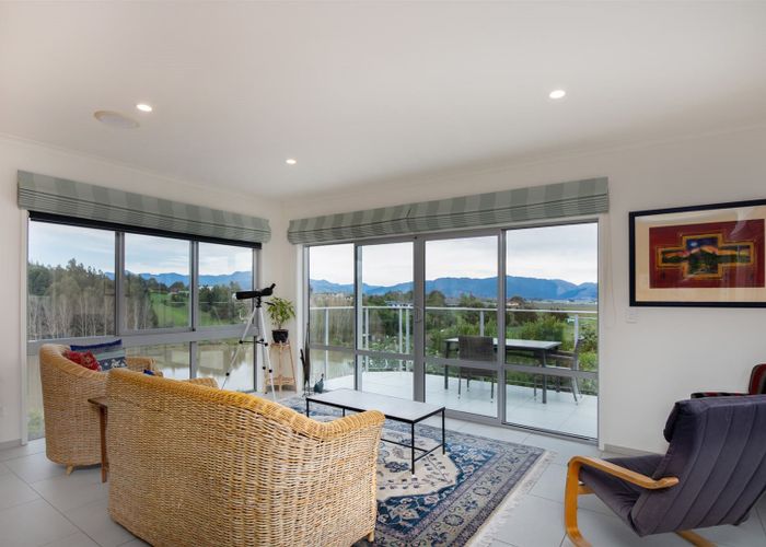  at 19 Lake View Place, Blenheim