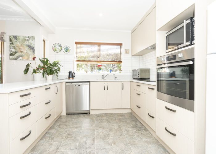  at 218B Peachgrove Road, Claudelands, Hamilton