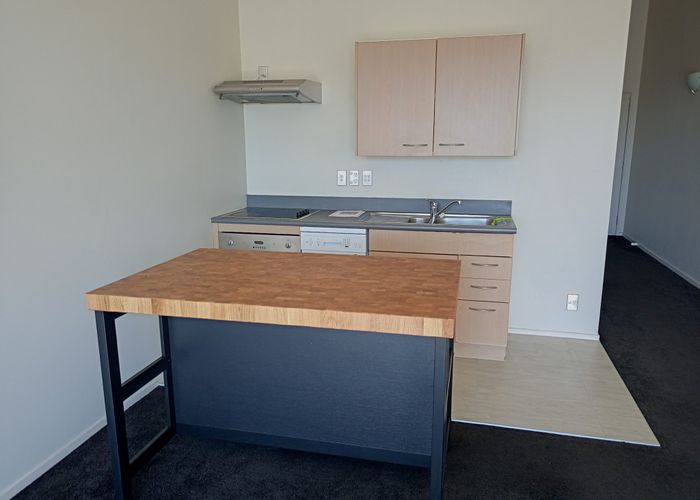  at 304/3 Morningside Drive, Morningside, Auckland City, Auckland