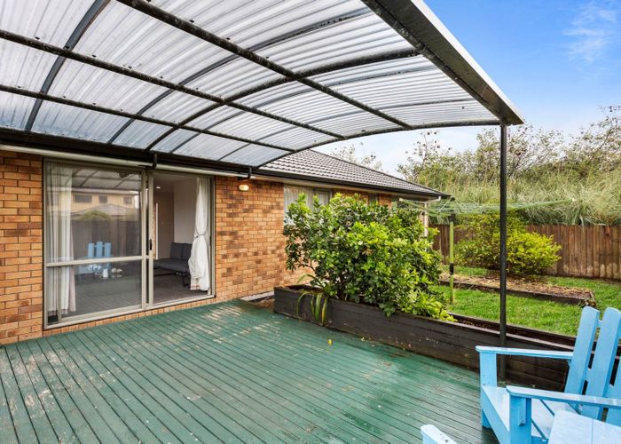  at 15 Aitkenhead Court, Parakai, Helensville