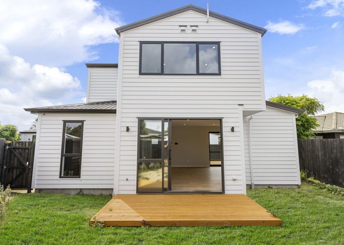  at 7d Edgewater Grove, Orewa, Rodney, Auckland