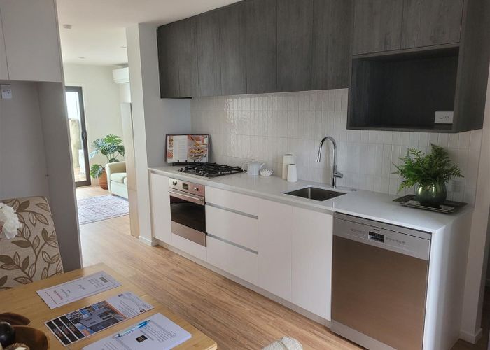  at 75 Vincent Street, Howick, Manukau City, Auckland