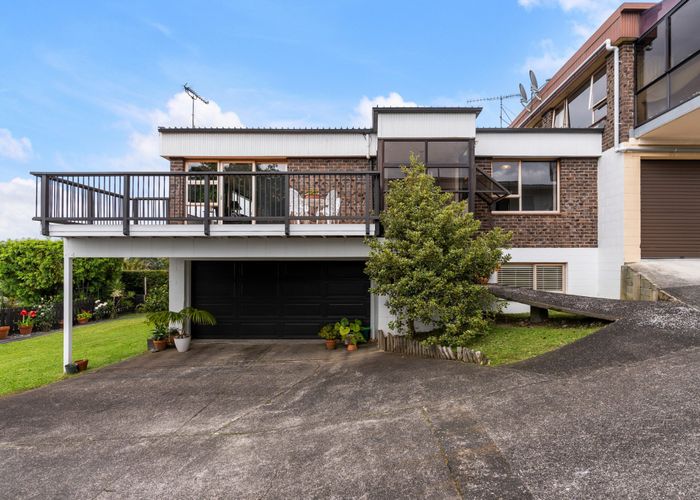  at 2/22 Martin Crescent, Northcote, North Shore City, Auckland