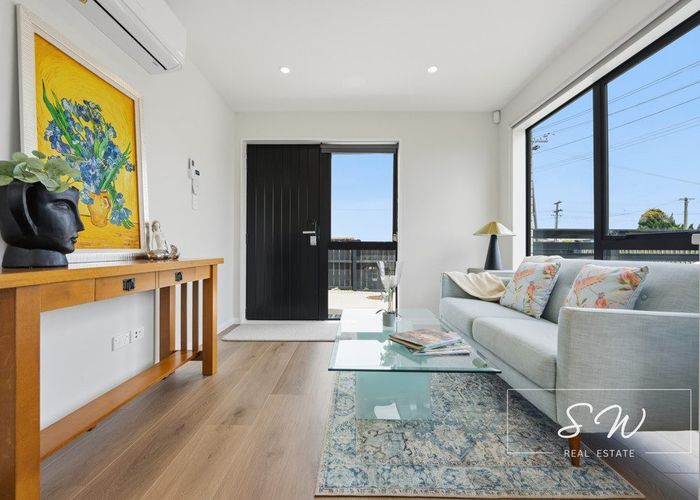  at 27A Von Sturmer Street, Mangere East, Manukau City, Auckland