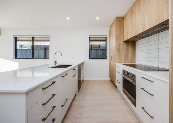  at 126 PEPENE AVE "WAIATA SHORES", Takanini, Papakura, Auckland