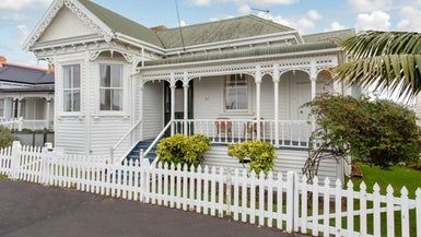  at 42 Calliope Road, Devonport, Auckland