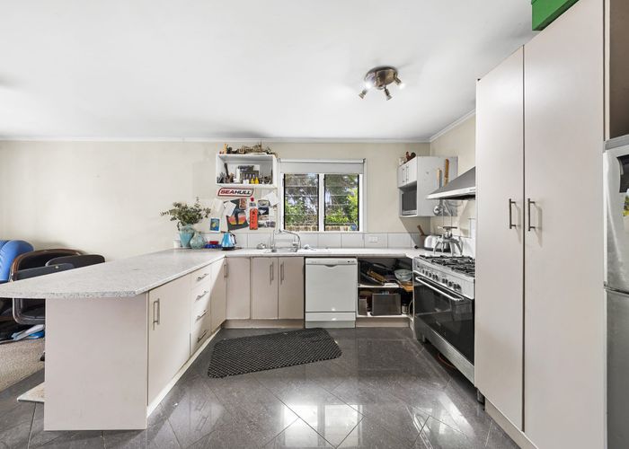  at 502 Massey Road, Mangere, Manukau City, Auckland