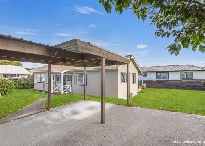  at 2/17 Mcdougall Street, Manurewa East, Manukau City, Auckland