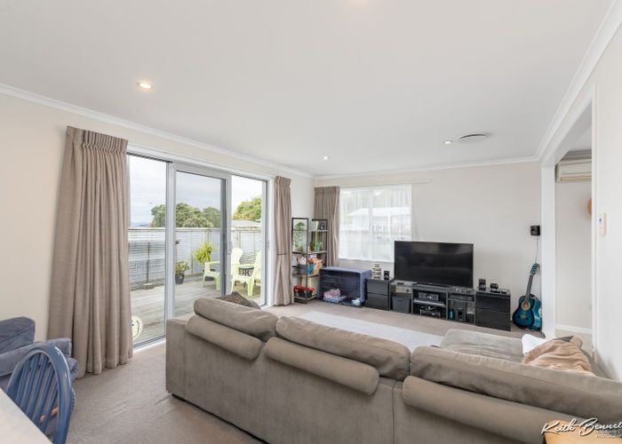  at 182 Major Drive, Kelson, Lower Hutt