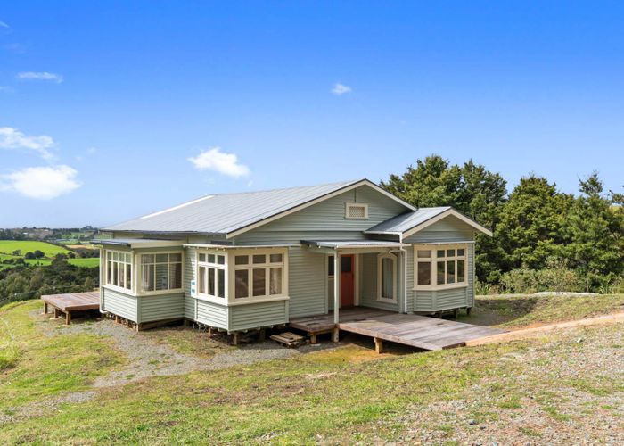  at 75 Lawrence Road, Kaiwaka