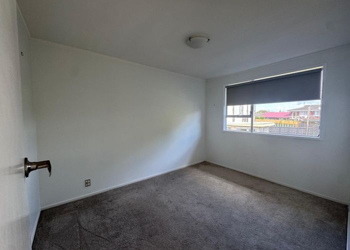  at 10/11 Kingsway Avenue, Sandringham, Auckland City, Auckland