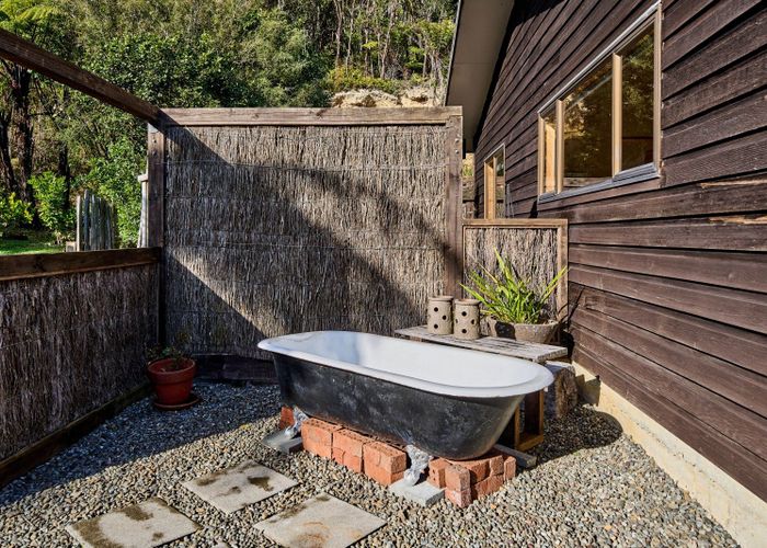  at 25A Mount Cecil Road, Moonshine Valley, Upper Hutt