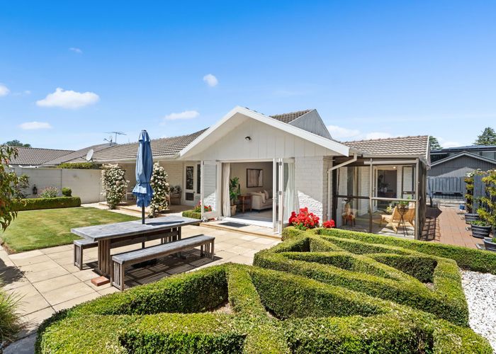  at 2/14B Penhelig Place, Burnside, Christchurch