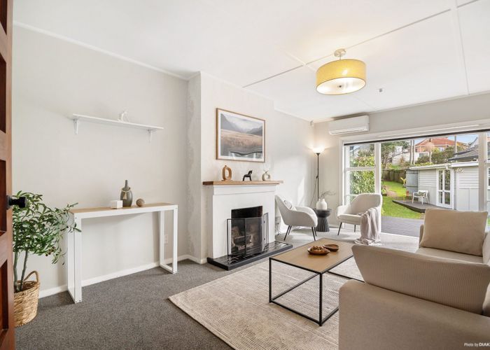  at 14 Oranga Avenue, Onehunga, Auckland