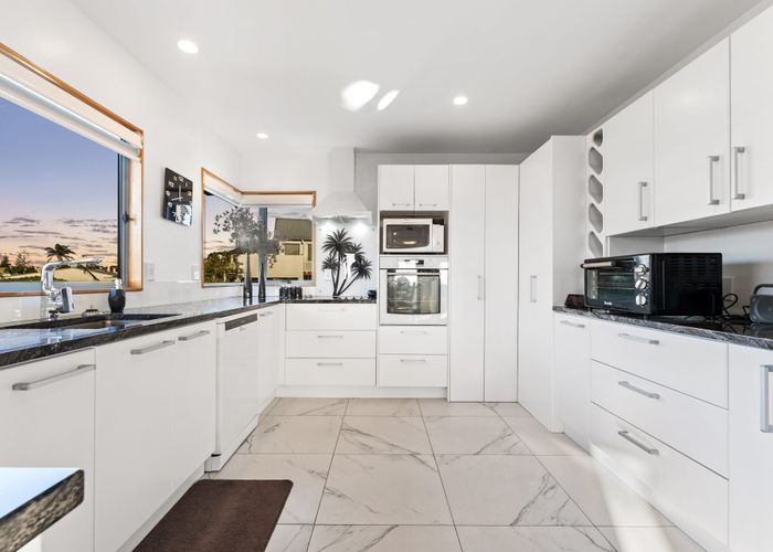  at 21 Fishermans Cove, Army Bay, Rodney, Auckland