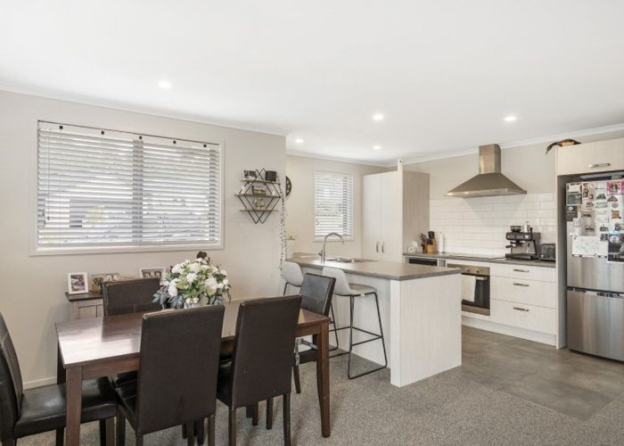  at 10 Pakanga Grove, Pyes Pa, Tauranga, Bay Of Plenty