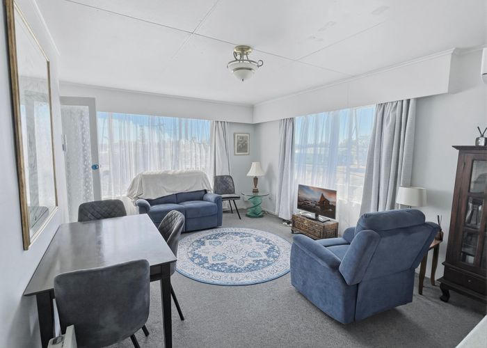  at 3 Peters Ave, Cloverlea, Palmerston North, Manawatu / Whanganui