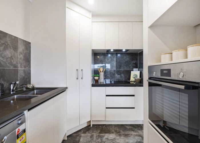  at 3/30 Calvert Avenue, Mangere East, Manukau City, Auckland