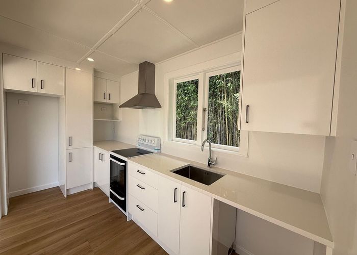  at 212 Beach Haven Road, Beach Haven, North Shore City, Auckland