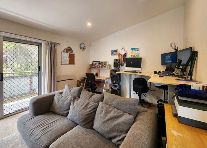  at 21B Brian Crescent, Stanmore Bay, Rodney, Auckland