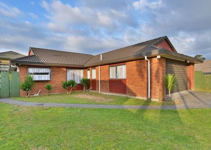 at 35 Nearco Street, Randwick Park, Manukau City, Auckland