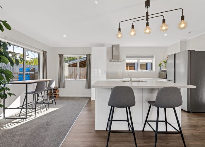  at 1/45 Bay Street, Red Beach, Rodney, Auckland