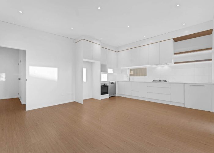  at 60D Lewisham Street, Highland Park, Manukau City, Auckland