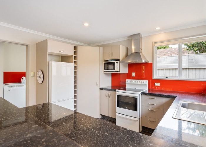  at 2/8 Charlene Place, Hillsborough, Christchurch