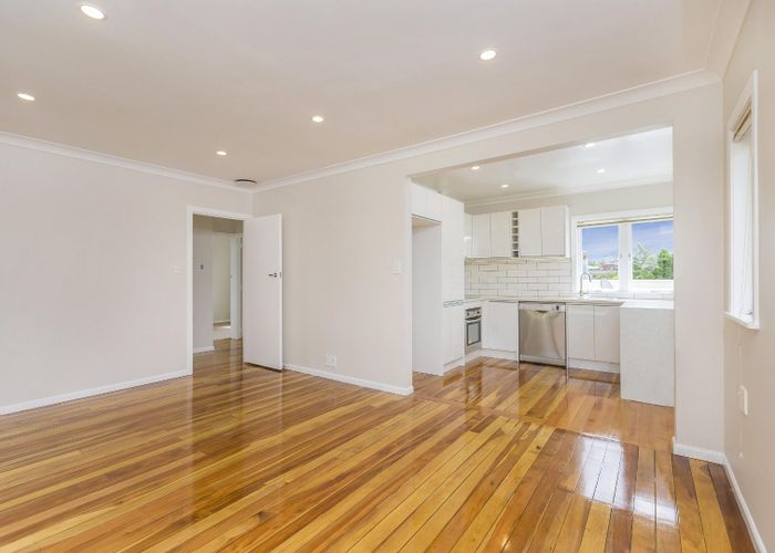  at 1/184 Forrest Hill Road, Forrest Hill, North Shore City, Auckland