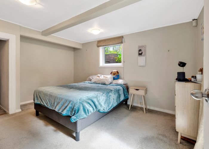  at 1 Fernhill Terrace, Wadestown, Wellington