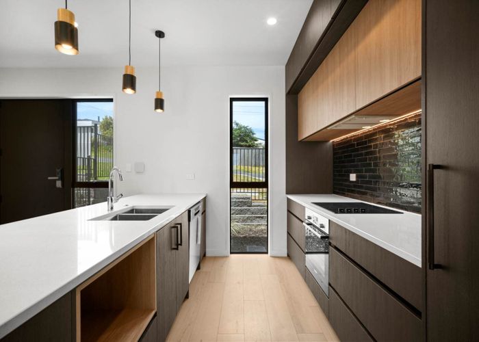  at 5/9 Seaview Road, Glenfield, North Shore City, Auckland