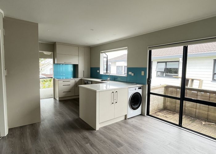  at 3 Coubray Place, Botany Downs, Manukau City, Auckland