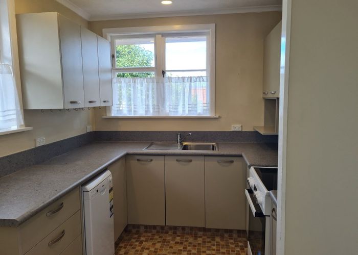  at 15 Charles Street, Clouston Park, Upper Hutt, Wellington