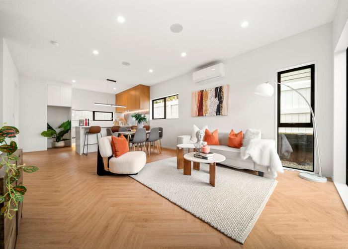  at 90B Oaktree Avenue, Browns Bay, North Shore City, Auckland