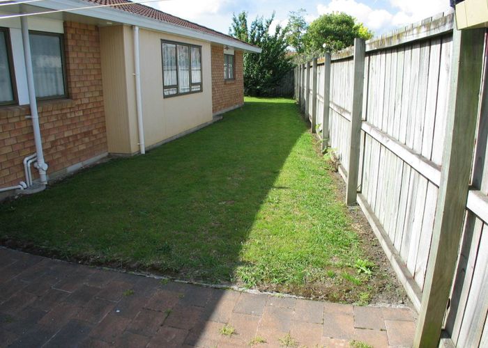  at 6 Perotti Place, Conifer Grove, Papakura, Auckland