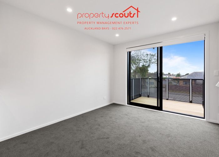  at 1 Fruitvale Road, New Lynn, Waitakere City, Auckland