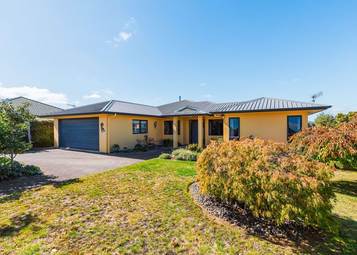  at 14 The Grove, Nukuhau, Taupo, Waikato