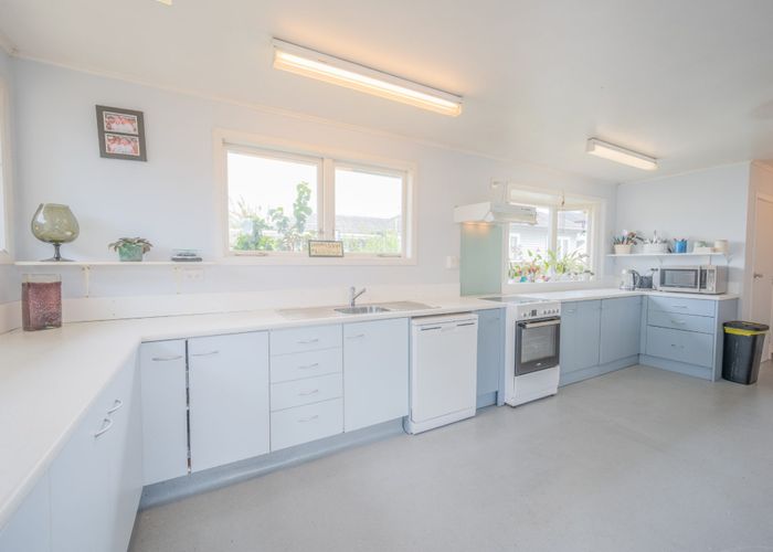  at 12 Churchill Avenue, Manurewa, Manukau City, Auckland