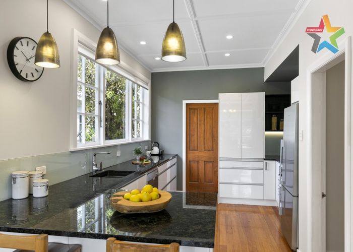  at 54 Richmond Avenue, Karori, Wellington