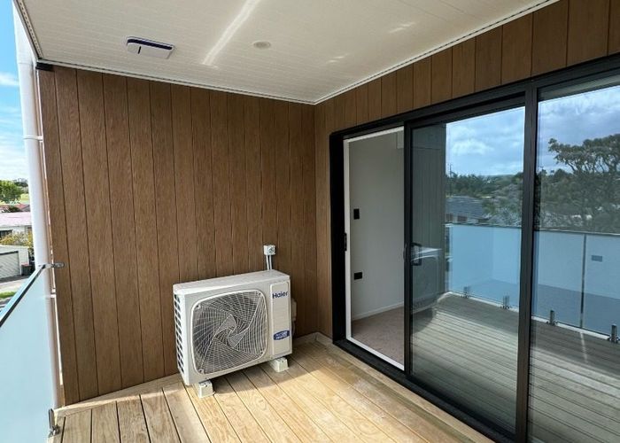  at 5/25 Griffen Park Road, Mount Roskill, Auckland City, Auckland