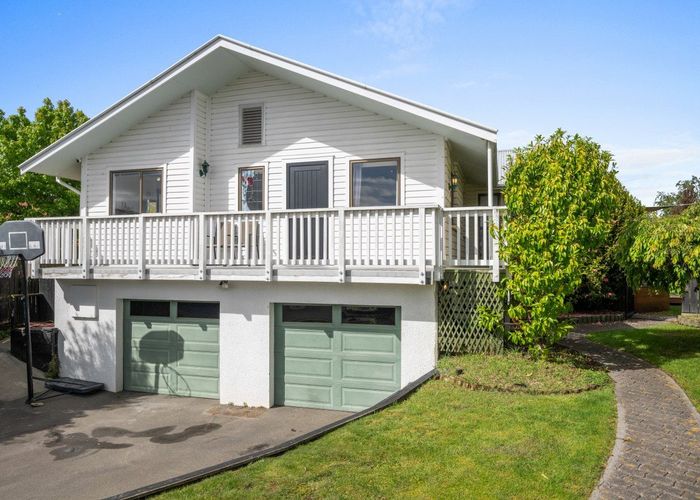  at 8 Avery Place, Witherlea, Blenheim