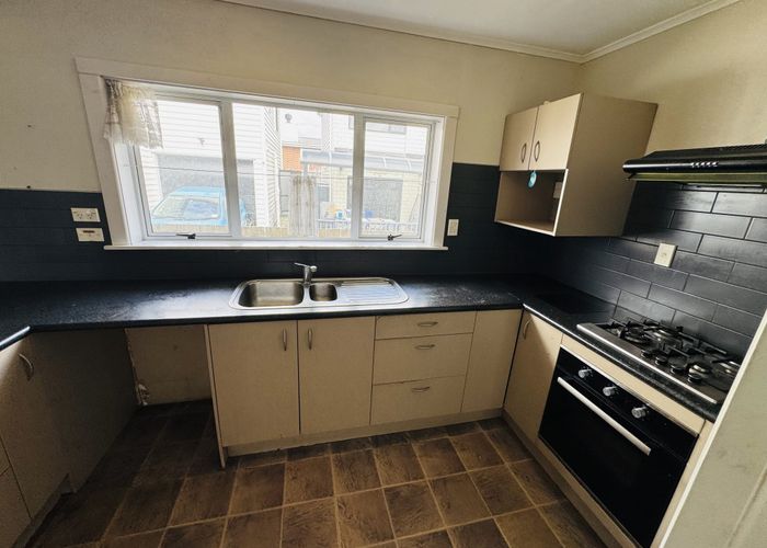  at 10 Sunnyside Crecsent, Papatoetoe, Manukau City, Auckland