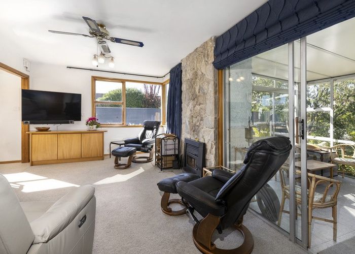 at 135 Budge Street, Riversdale, Blenheim