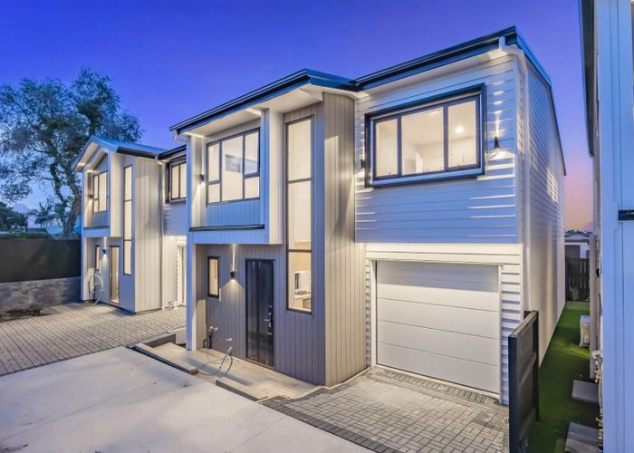  at Lot 3, 29 Prince Regent Drive, Half Moon Bay, Manukau City, Auckland