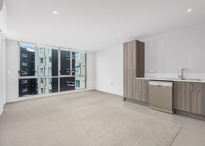  at 407/1 Rose Garden Lane, Albany, North Shore City, Auckland