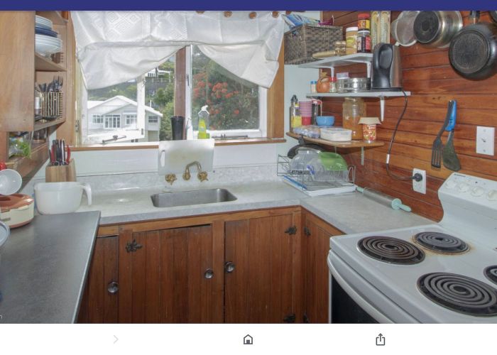  at 2/8 Seaview Terrace, Bluff Hill, Napier, Hawke's Bay