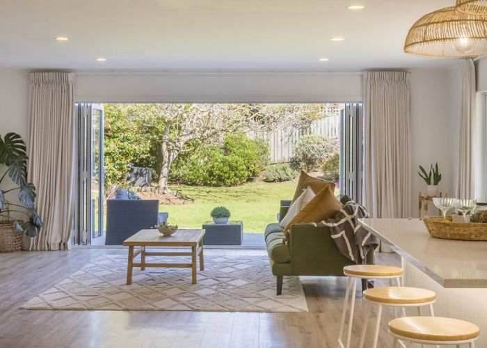  at 115 Alexander Road, Raumati Beach, Paraparaumu