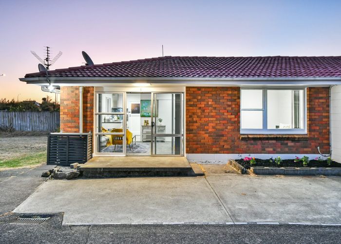  at 1/12 Reagan Road, Papatoetoe, Auckland