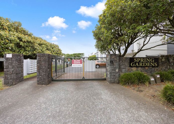  at 16/218 Captain Springs Road, Onehunga, Auckland City, Auckland